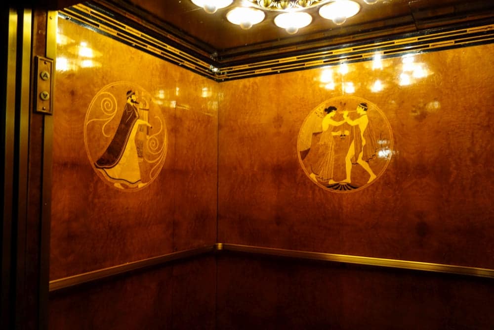Unterwegs in der Radio City Music Hall in New York