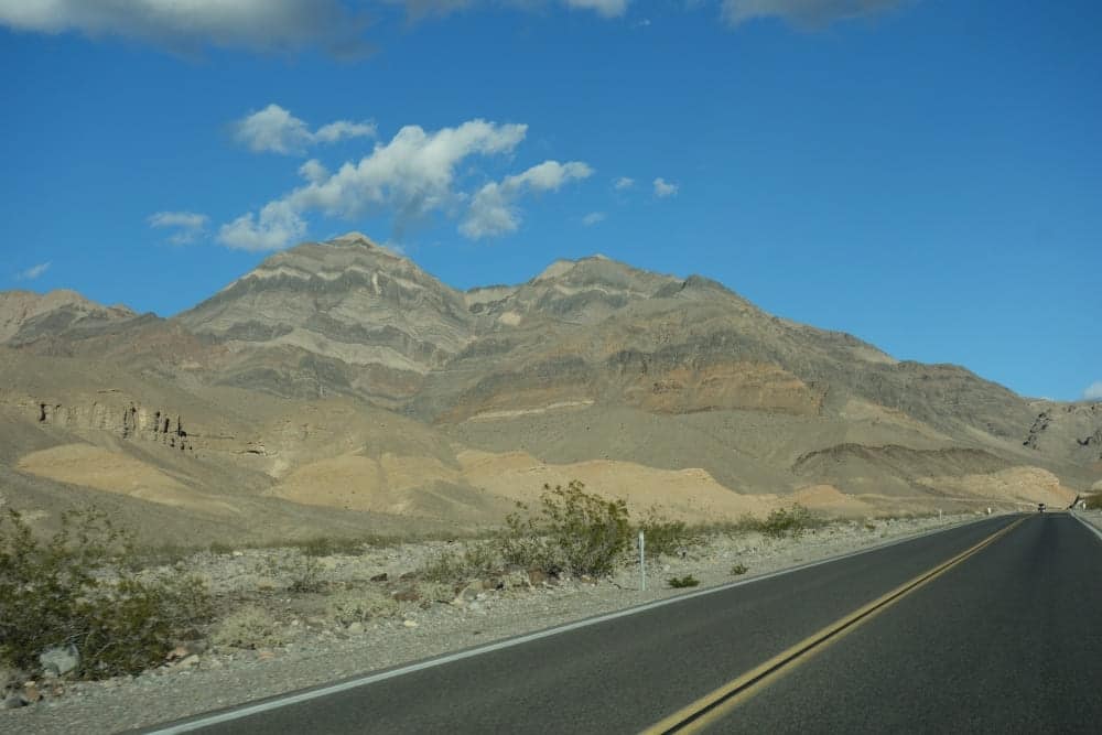 Von Death Valley nach Nevada